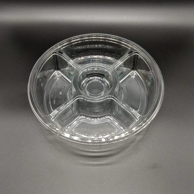 Mini Petisqueira 04 divisrias 500mL tampa e fundo transparentes